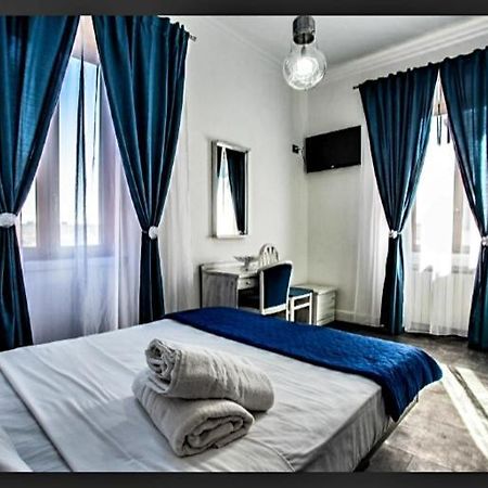 Golfo Di Orosei Rooms โรม ภายนอก รูปภาพ