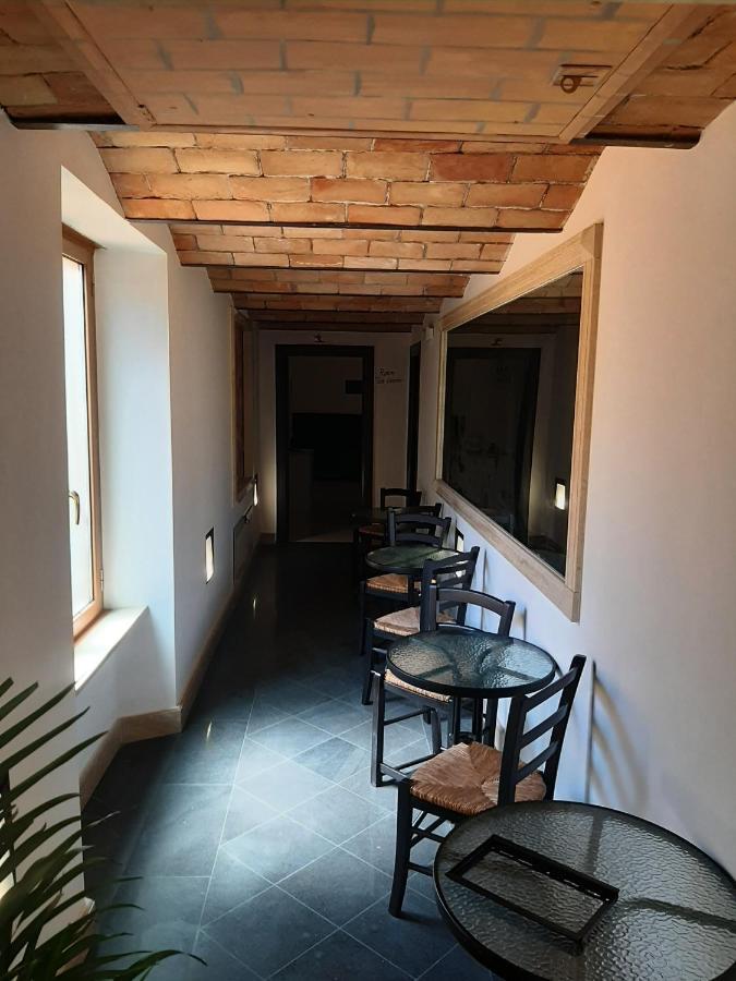 Golfo Di Orosei Rooms โรม ภายนอก รูปภาพ