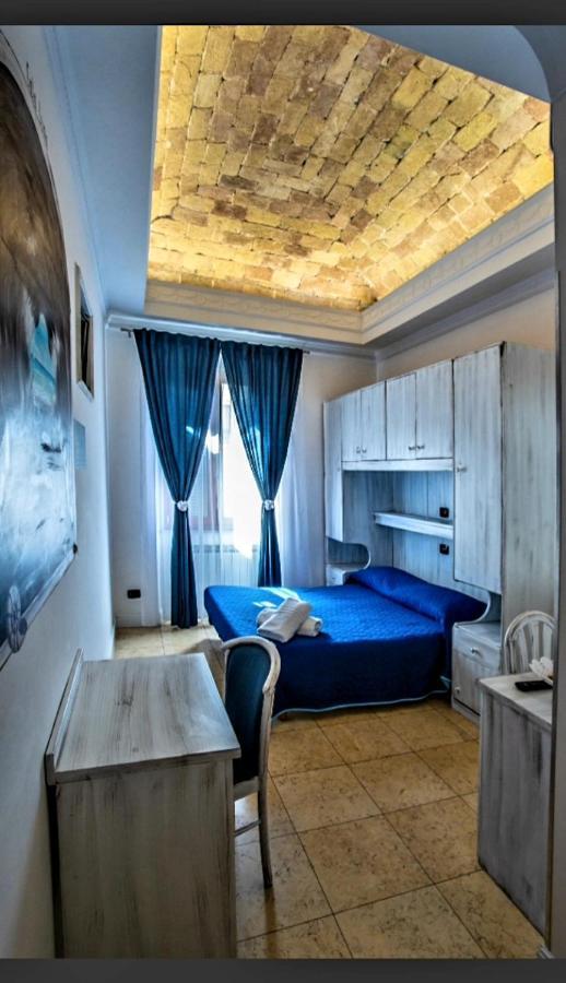 Golfo Di Orosei Rooms โรม ภายนอก รูปภาพ