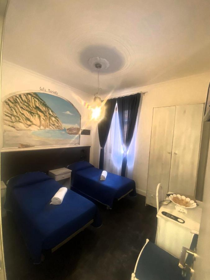 Golfo Di Orosei Rooms โรม ภายนอก รูปภาพ